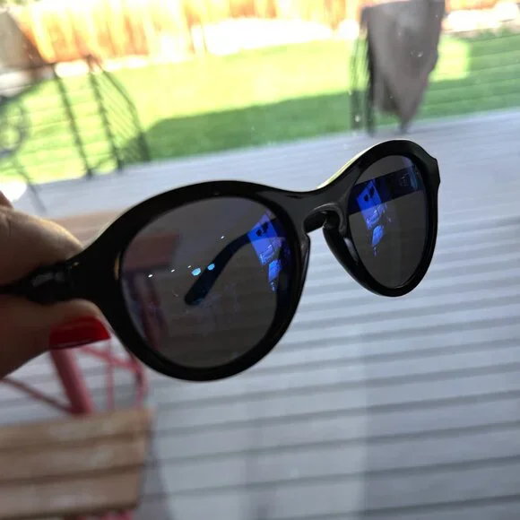 Maui Jim Leia Gloss Black Blue Hawaii Polarized Sunglasses - MJ708 02 - Picture 5 of 10